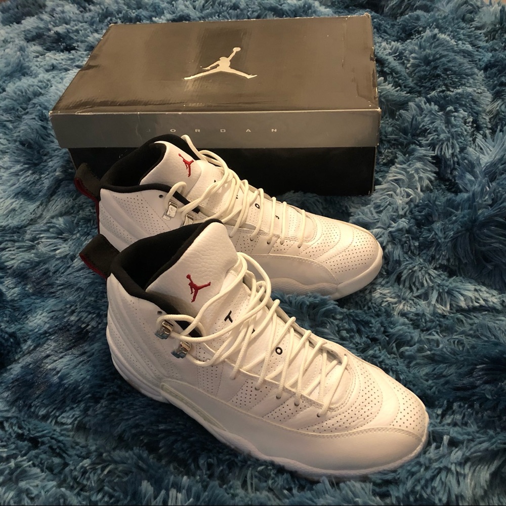 Jordan’s Retro 12 Rising Sun. - Picture 1 of 6